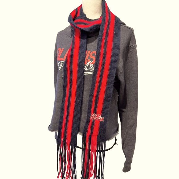 Ole Miss knit red blue fringe scarf - Picture 1 of 8